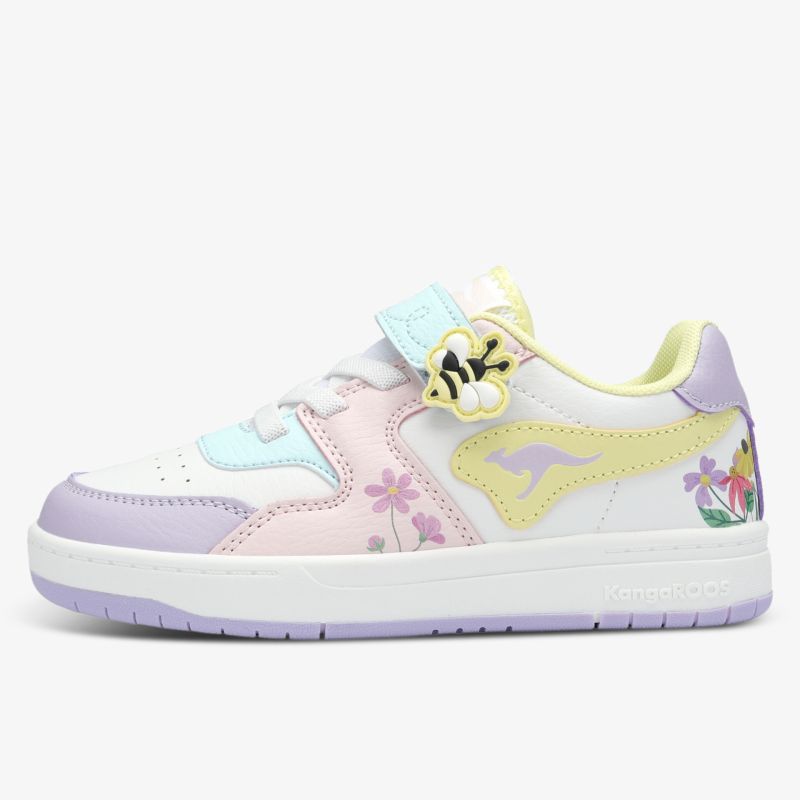 Seitenansicht bunter Freizeitschuh mit gepolstertem Komfort und strapazierfähiger Sohle