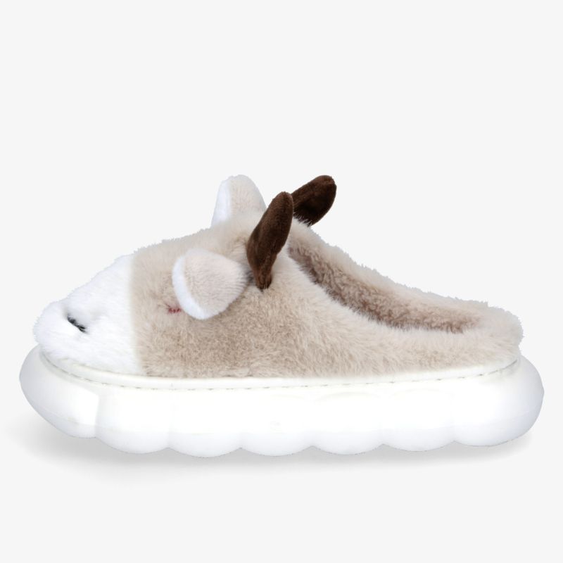 Gemütliche Plüschtier Hausschuhe mit rutschfester Sohle für ultimativen Komfort und Wärme.