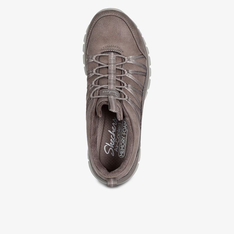 Bequemer Schuh mit weichem Material und rutschfester Sohle, ideal für ganztägigen Komfort und robusten Alltag