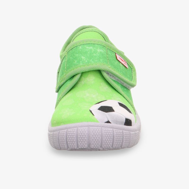Grüner Kinderschuh mit Klettverschluss und Fußballmotiv vorne, sportlich und bequem mit rutschfester Sohle