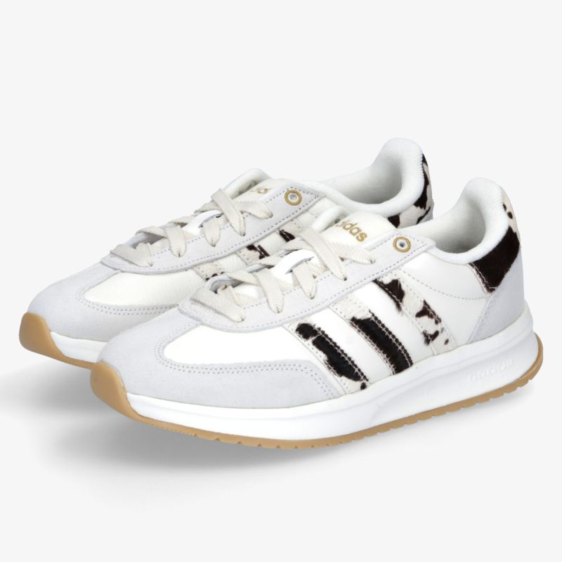 Sportliche weiße Sneaker mit schwarzen Details, leichter und komfortabler Schuh für täglichen Gebrauch