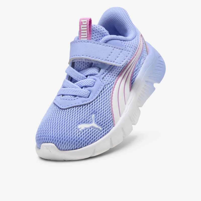 Leichter und atmungsaktiver Sportschuh mit flexiblem Mesh, bequemer Passform und sicherem Klettverschluss