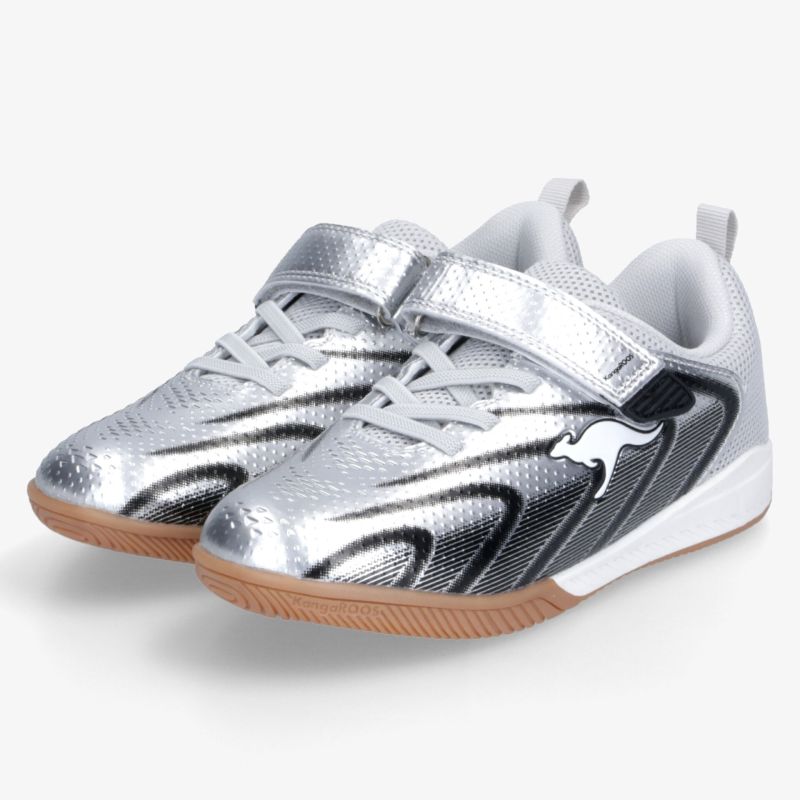 Silberne Sportschuhe mit modernem Design, leichtem Material und sicherem Klettverschlusspaar