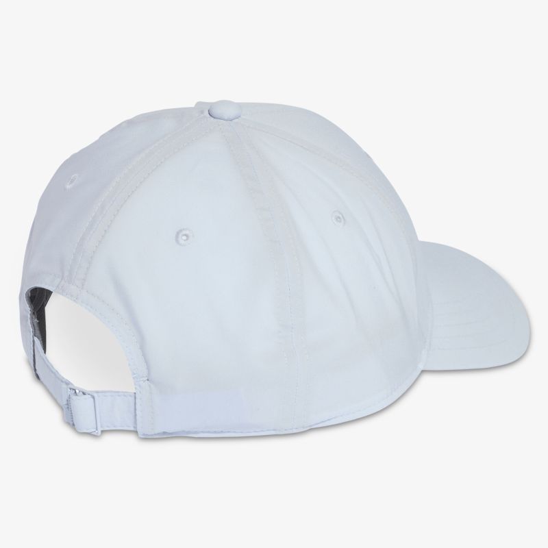 Weiße verstellbare Cap aus leichtem atmungsaktivem Material, sportlich und klassisch gestaltet