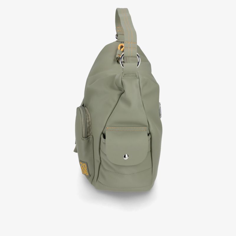 Stilvoller olivgrüner Rucksack mit praktischen Fächern und robustem Tragegriff, ideal für Alltag und Abenteuer.