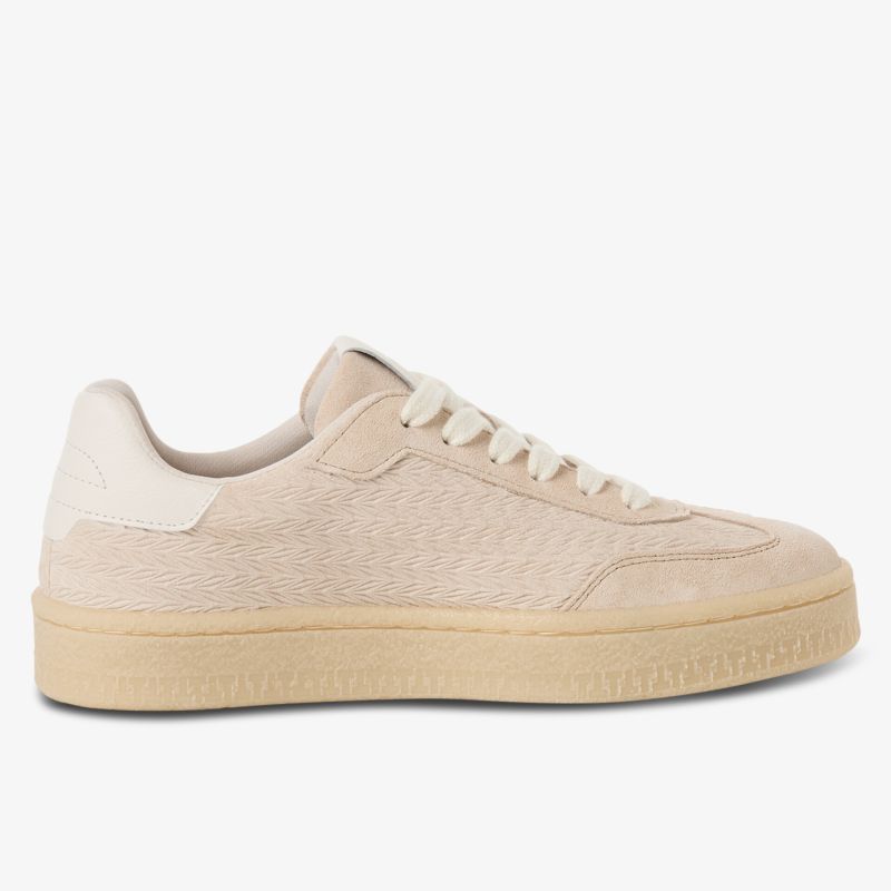 Beiger sportlicher Sneaker mit hochwertiger Textilstruktur und rutschfester Laufsohle