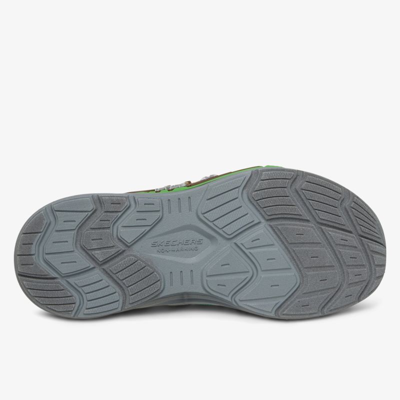 Detailansicht der robusten, rutschfesten und flexiblen Schuhsohle für optimalen Halt und Komfort