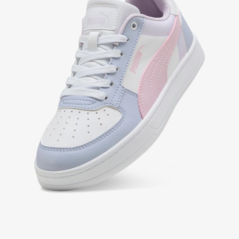 Moderner Sneaker in Pastellfarben mit gedämpfter Sohle für hohen Tragekomfort und stilvolles Design