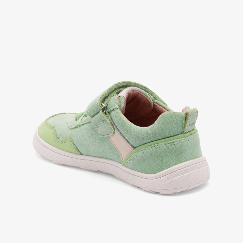 Bequemer, flexibler Schuh mit atmungsaktivem Material und praktischem Klettverschluss, rutschfeste Sohle