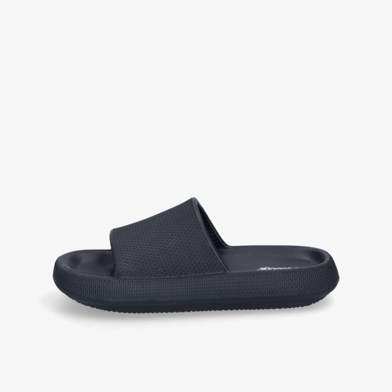 Komfortable schwarze Badeschuhe mit rutschfester Sohle und weichem, atmungsaktivem Material in seitlicher Ansicht