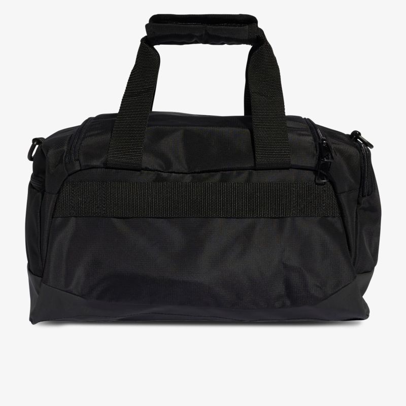 Geräumige schwarze Sporttasche aus robustem Polyester mit mehreren Fächern und komfortablen Tragegriffen