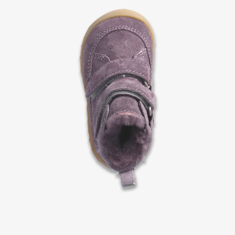Warmer Schuh mit weichem Innenfutter und robustem Klettverschluss für einfachen Halt und Komfort