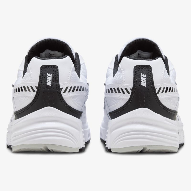 Stylische Sportschuhe in Schwarz-Weiß mit rutschfester Sohle