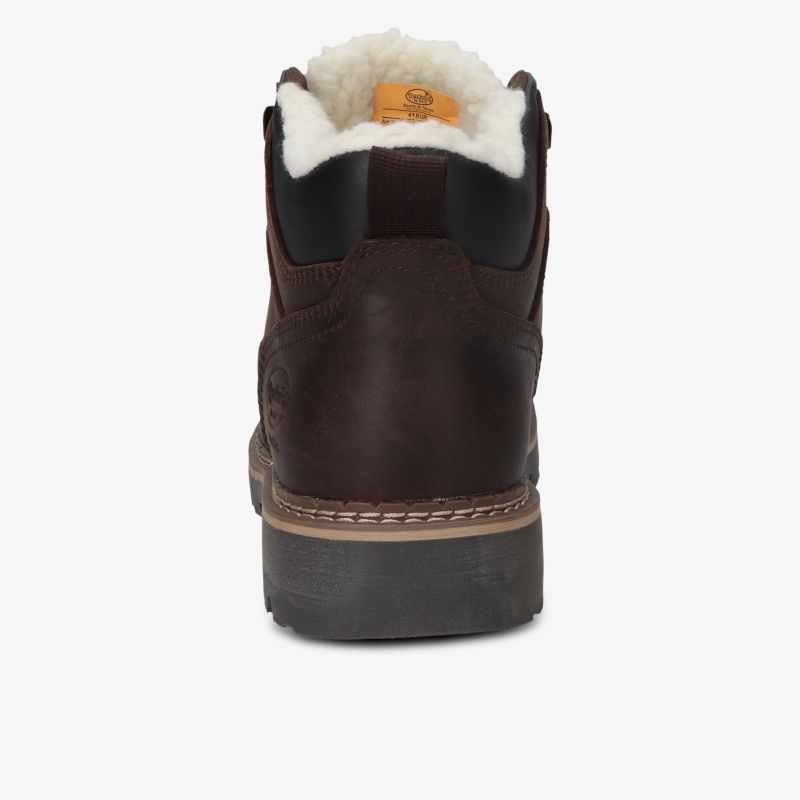 Robuster gefütterter Schuh mit stabiler Sohle und bequemer Passform von hinten sichtbar