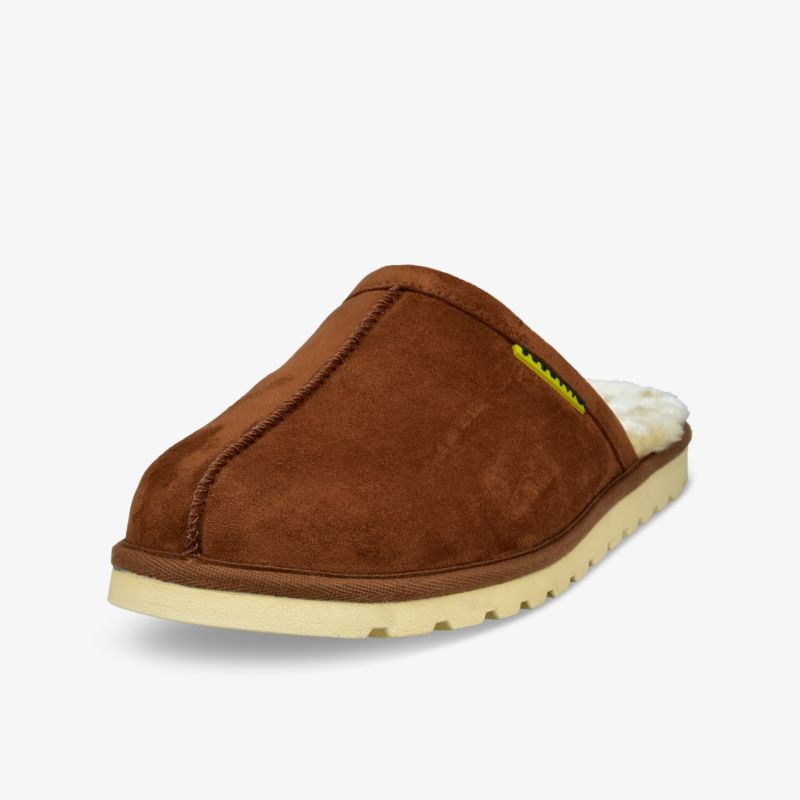 Brauner Hausschuh mit weichem Innenfutter und rutschfester Sohle für hohen Komfort und Wärme