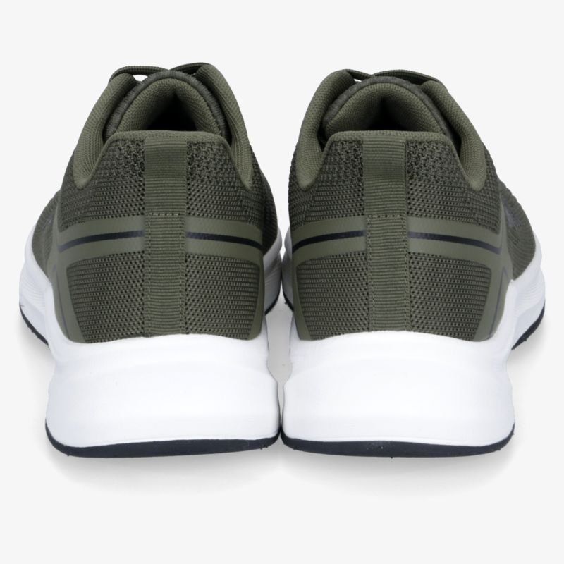 Leichter und bequemer Sportschuh in Olivgrün mit rutschfester, flexibler weißer Sohle, Rückansicht