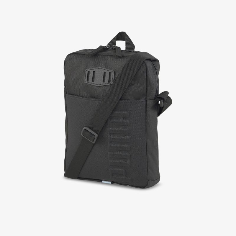 Eleganter schwarzer Rucksack mit verstellbarem Schultergurt und stilvollem Design für Alltag und Reisen