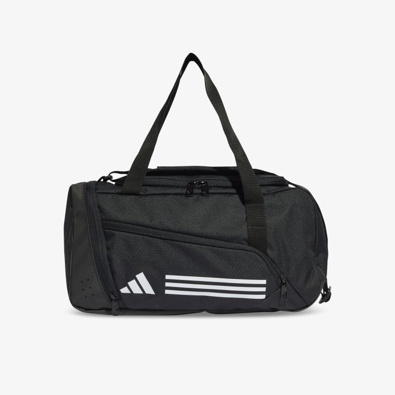 Schwarze Sporttasche von Adidas mit weißem Logo, robust und geräumig, ideal für Sport und Reisen.