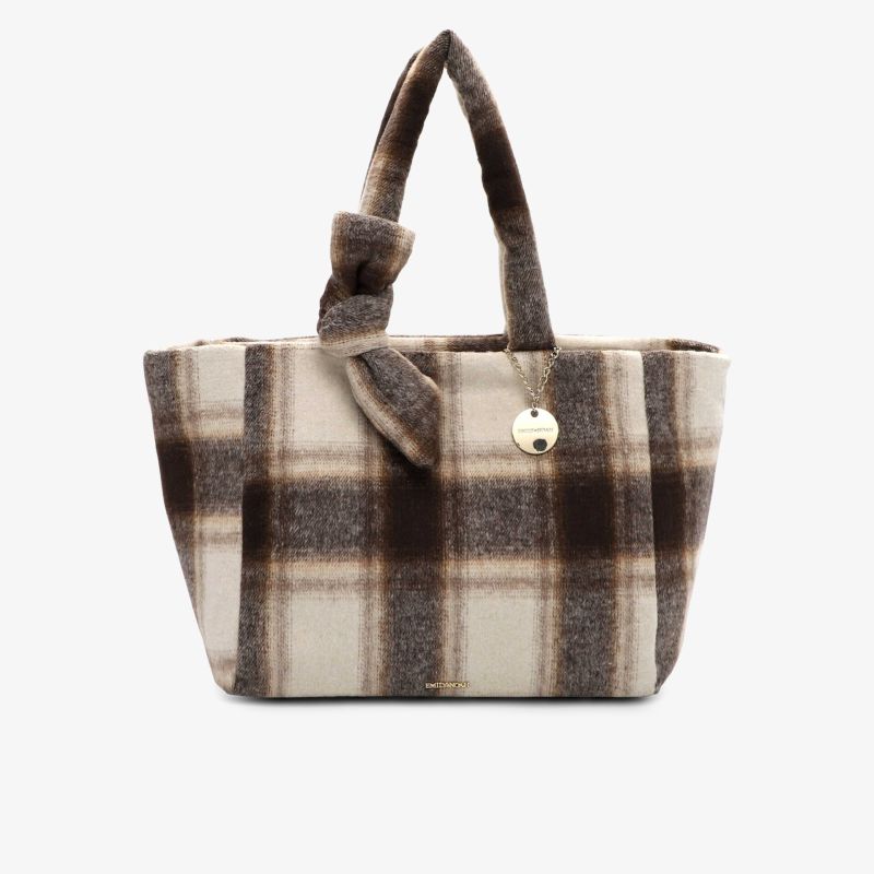 Modische Handtasche mit kariertem Muster aus weichem Stoff und dekorativem Anhänger, praktische Größe