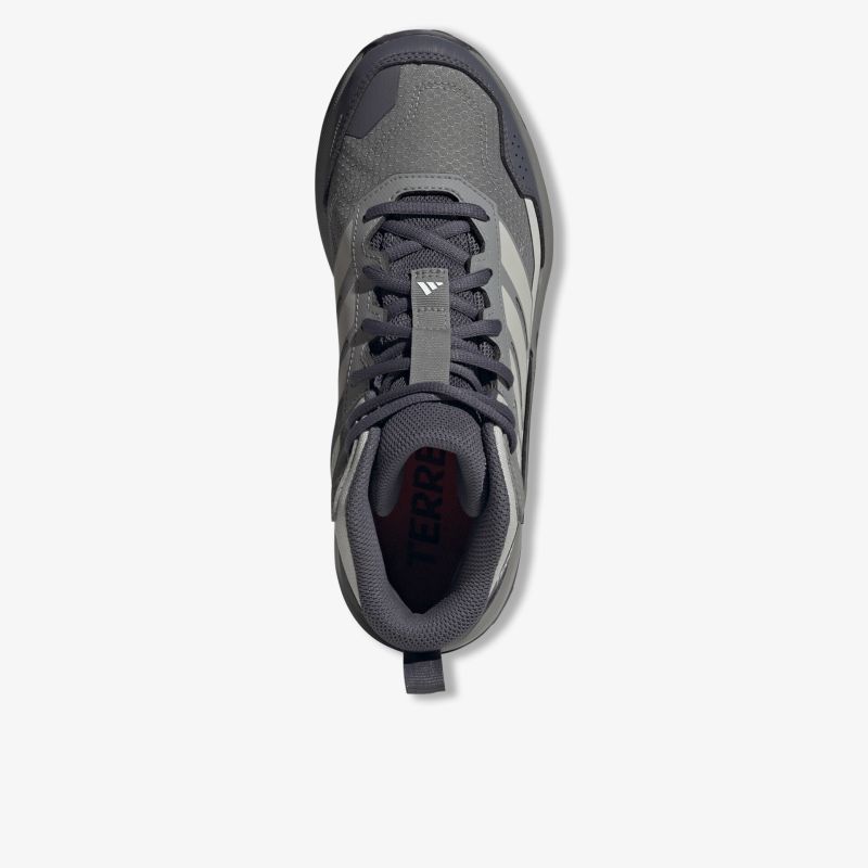 Moderner Sneaker mit atmungsaktivem Material und bequemer Polsterung für hohen Tragekomfort