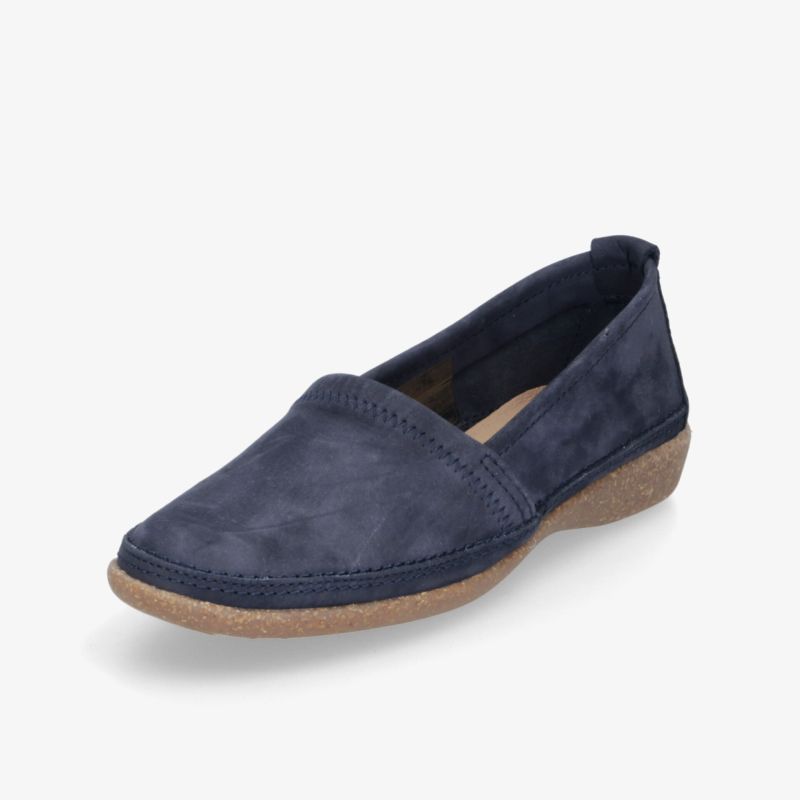 Bequemer blauer Slipper mit weichem Material und flexibler Sohle für hohe Alltagstauglichkeit und komfortablen Sitz
