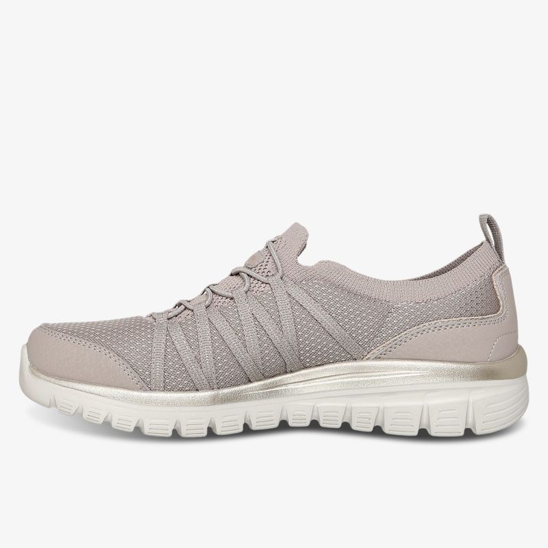 leichter atmungsaktiver Schuh mit flexibler Sohle für hohen Tragekomfort und sportliches Design