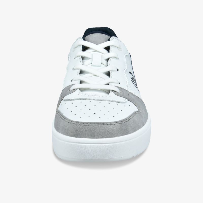 Frontansicht eines weißen Sportschuhs mit grauen Akzenten und langlebigen Schnürsenkeln, bequem und leicht