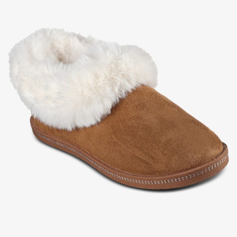 Bequemer brauner Hausschuh mit weichem, flauschigem weißem Rand für hohen Tragekomfort