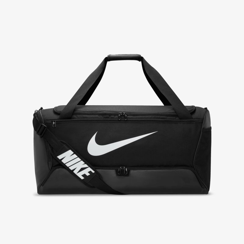 Schwarze Nike Sporttasche mit großem Logo, geräumig und strapazierfähig, ideal für Sport und Reisen.