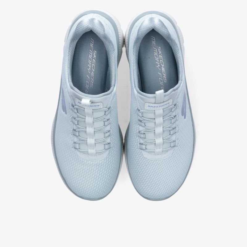 Leichtes sportliches Schuhpaar in Weiß mit atmungsaktivem Material und flexibler, rutschfester Sohle