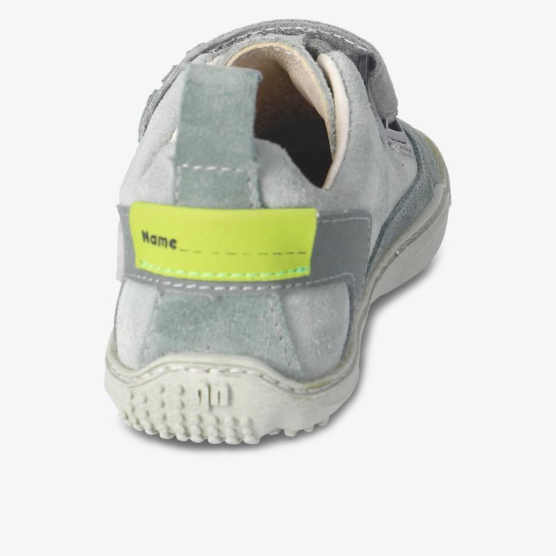 Moderner, robuster Schuh mit komfortabler Passform und strapazierfähiger Sohle.