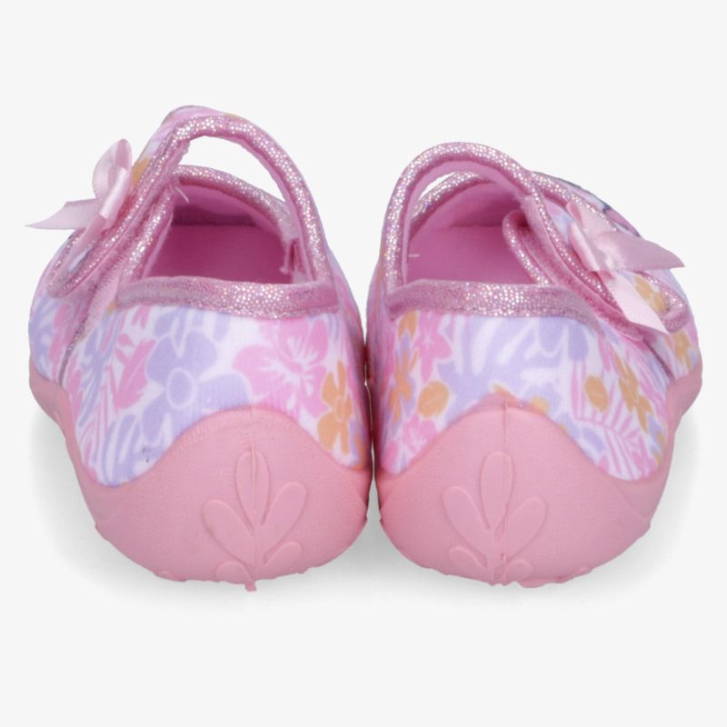 Verspielte rosa Schuhe mit Blumenmuster und Applikation. Komfort und rutschfeste Sohle für den Alltag.