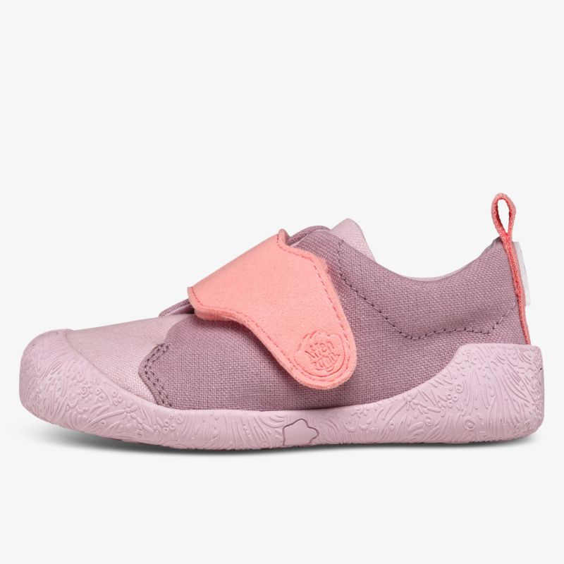 Bequemer Kinderschuh mit weichem Material und praktischem Klettverschluss für flexiblen Komfort