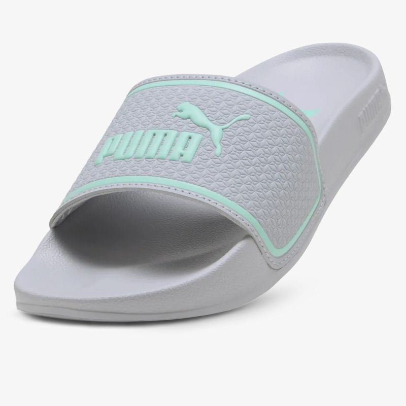 Leichter und bequemer Puma Badelatschen mit gepolstertem Fußbett und rutschfester Sohle in modischem Look