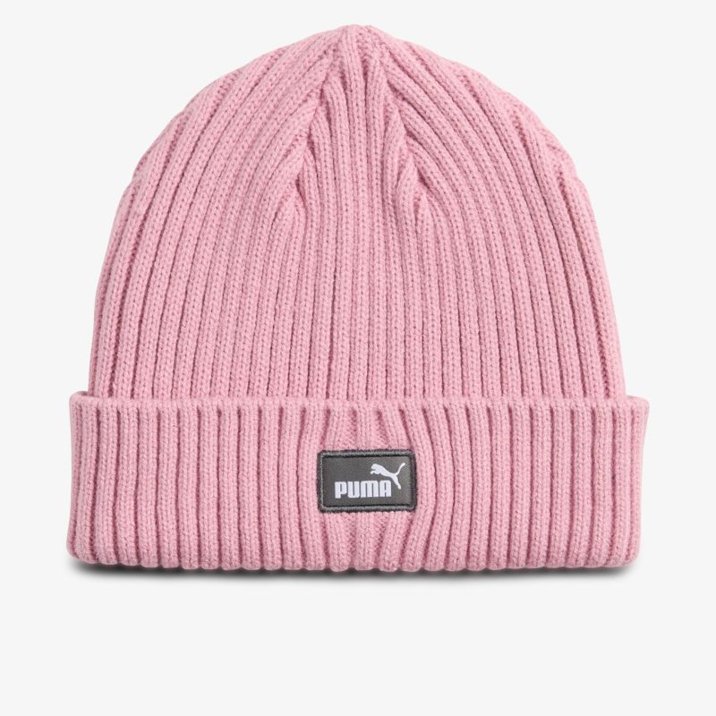 Warme rosa Rippstrick-Mütze mit PUMA-Logo, komfortabel und stylisch für kalte Tage