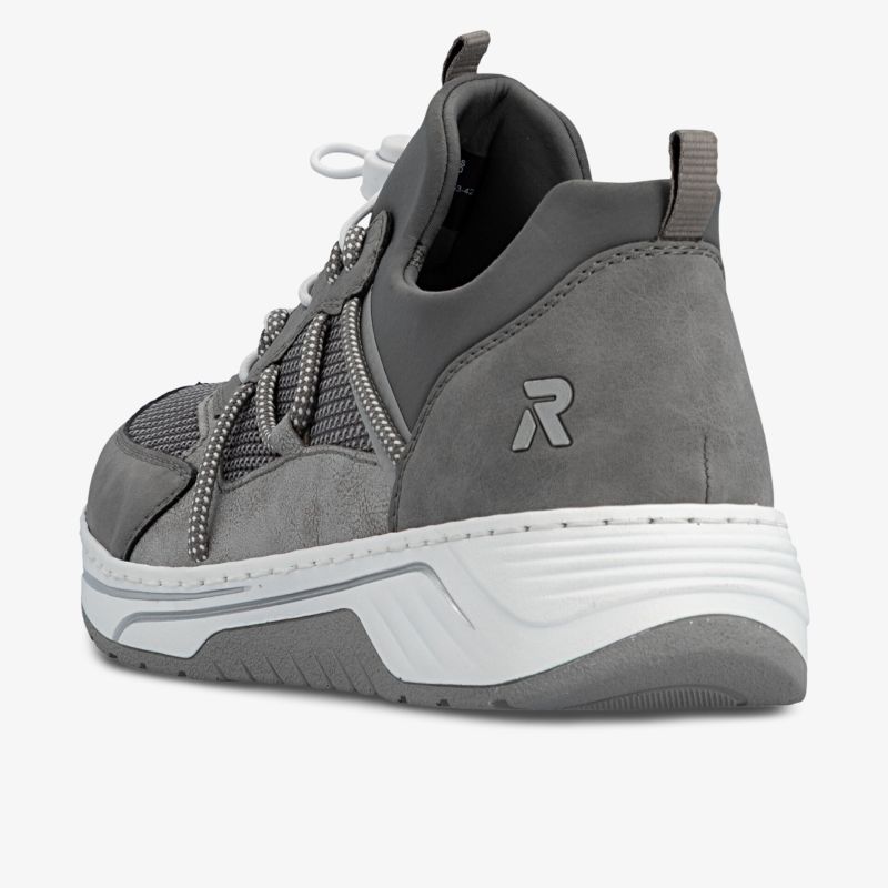 Sportlicher grauer Schuh mit robuster Sohle und bequemem Komfort für vielseitigen Einsatz