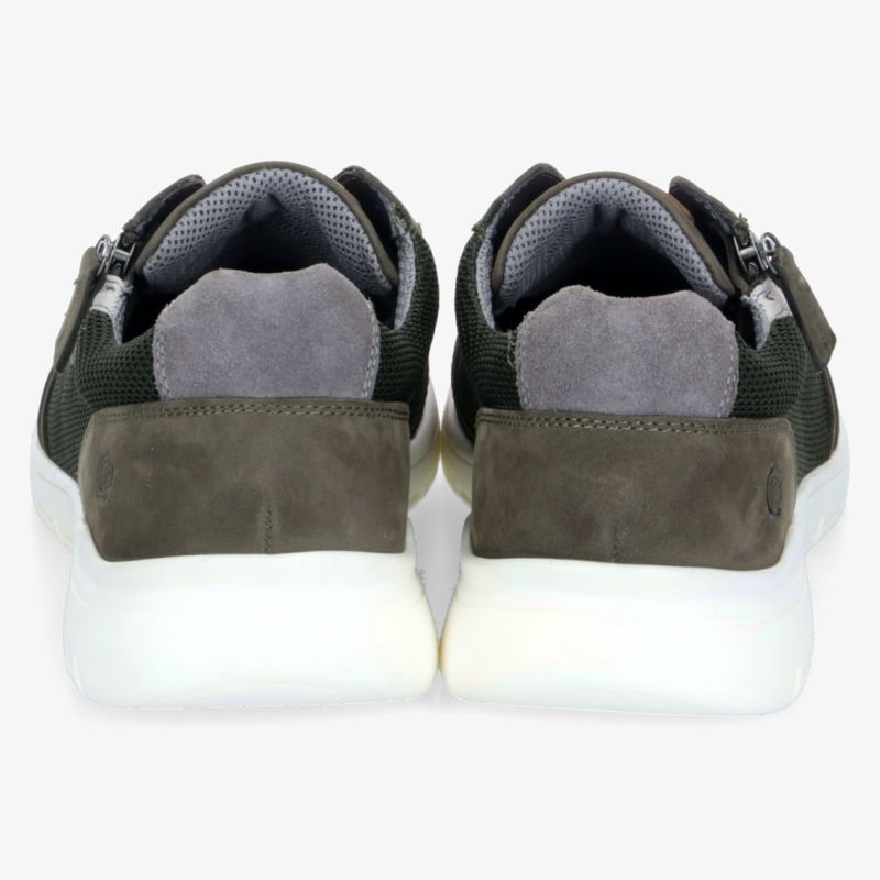 Moderne Sportschuhe Rückansicht als Paar mit komfortabler Polsterung und rutschfester weißer Sohle