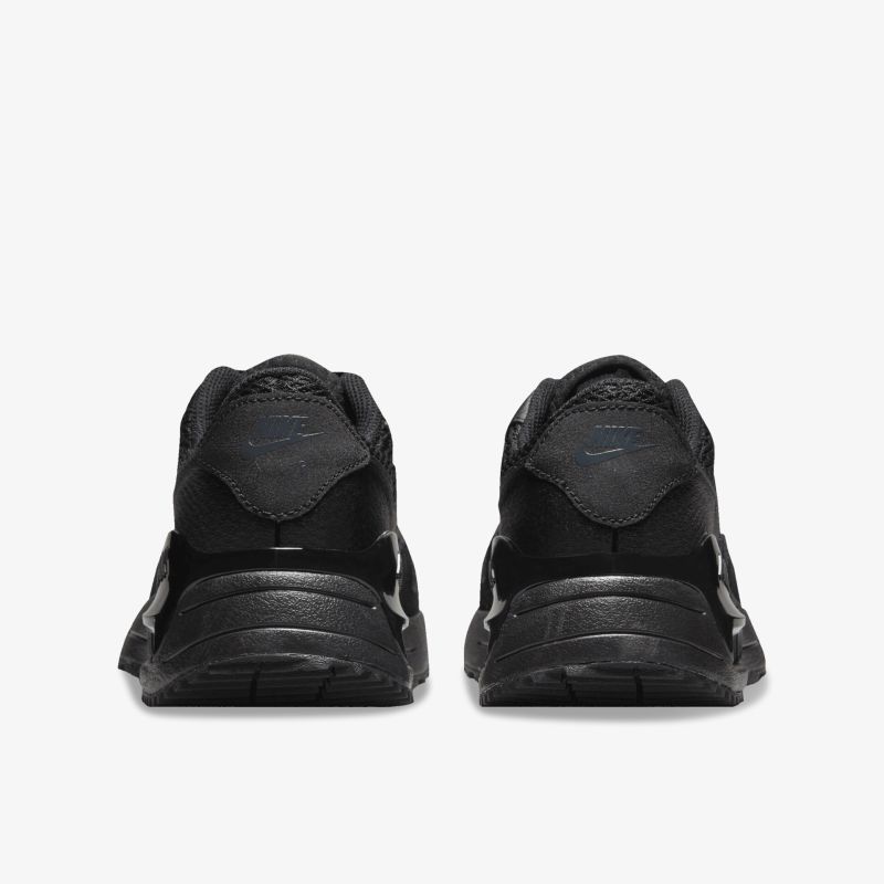 Robuste schwarze Sportschuhe von hinten, gepolstert mit stabiler, rutschfester Sohle für hohen Komfort