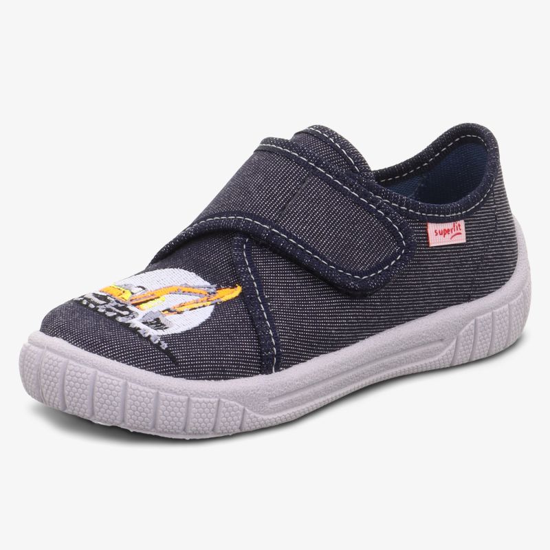 Bequemer Kinderschuh mit flexiblem Velcro-Klettverschluss und profilierter, rutschfester Sohle für sicheren Halt