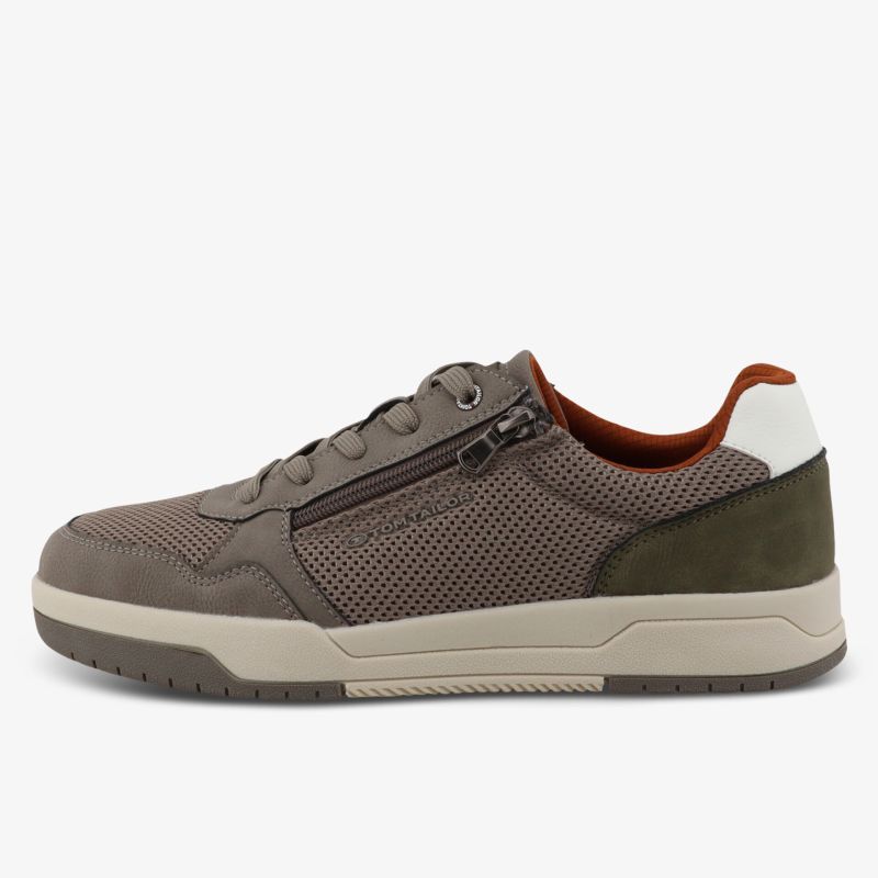 Moderner atmungsaktiver Sneaker mit seitlichem Reißverschluss und robuster Sohle für optimalen Komfort
