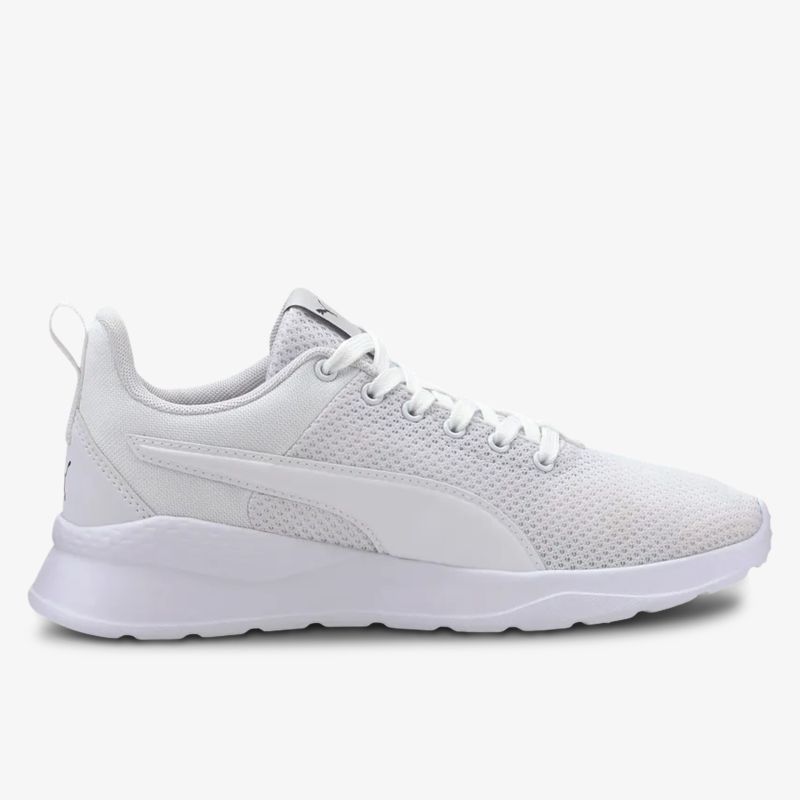 Leichter und atmungsaktiver Sneaker mit bequemer Passform und sportlichem Design in Weiß