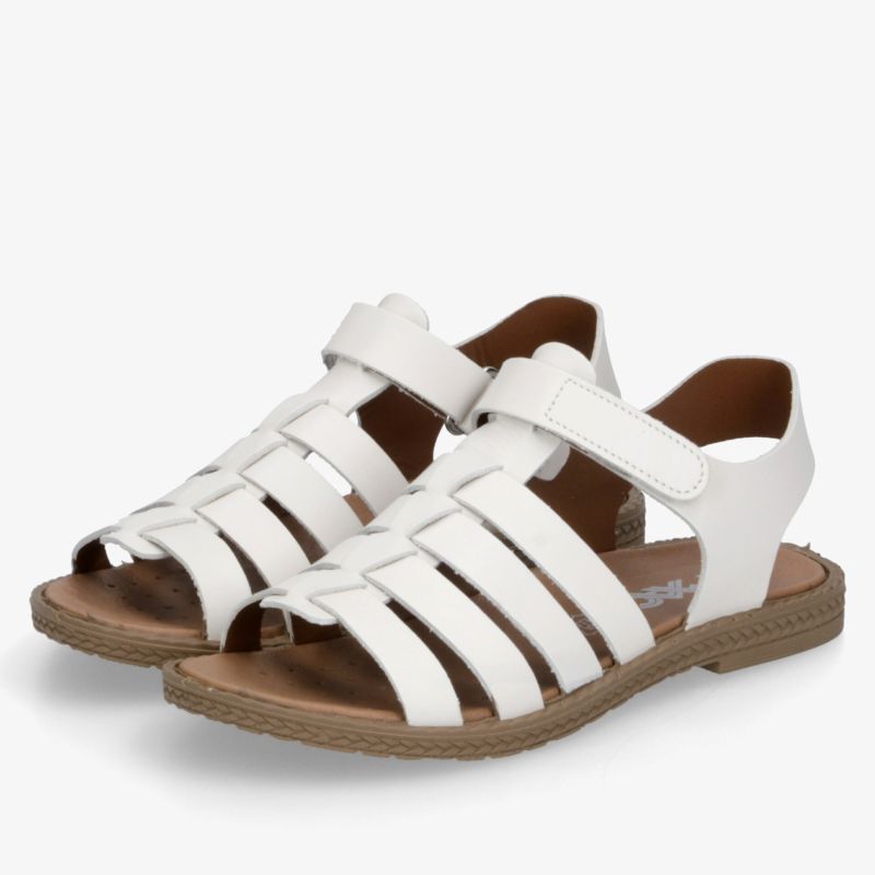 Weißes Paar Riemchensandalen mit verstellbarem Klettverschluss und flacher, bequemer Sohle für sommerlichen Komfort