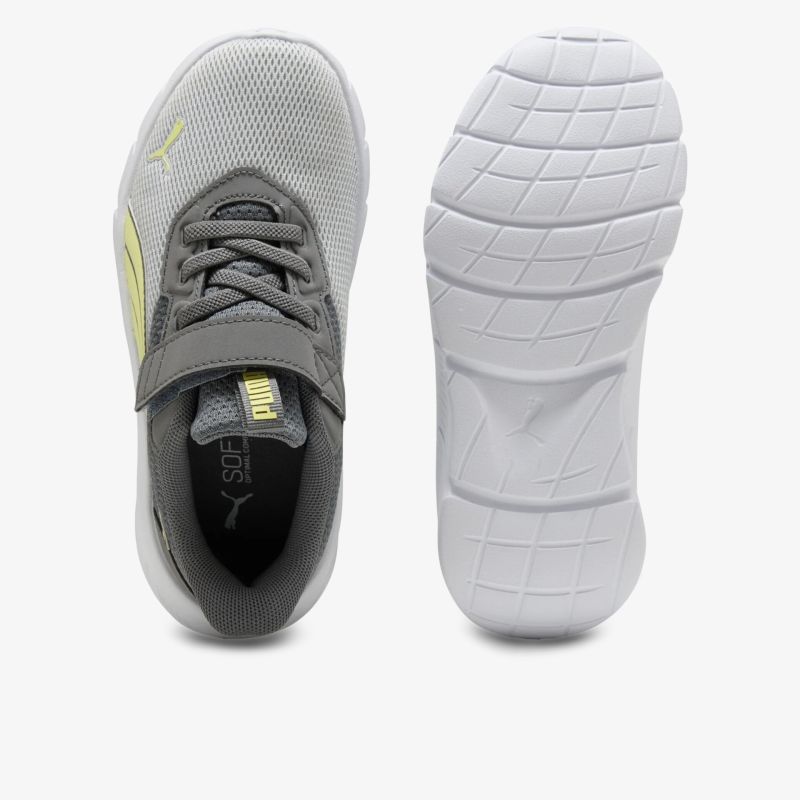 leichter Sportschuh mit atmungsaktivem Obermaterial und rutschfester Sohle, bequem und modern