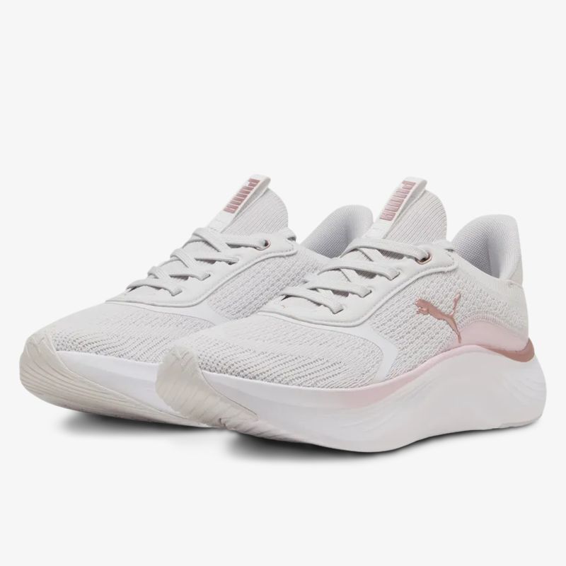 Moderner leichter Sportschuh aus atmungsaktivem Mesh mit gedämpfter Sohle und komfortabler Polsterung