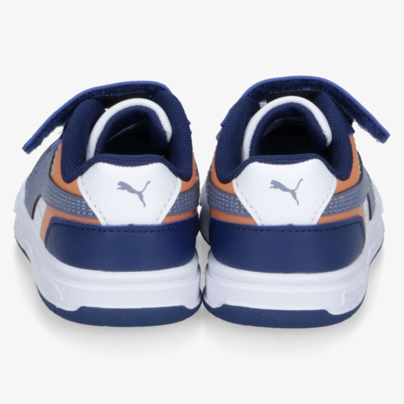 Sportlicher Schuh in Blau mit weißer Sohle und orangenen Akzenten, modernes Design und hoher Tragekomfort.