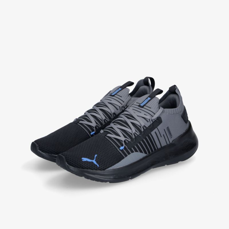 Leichter und atmungsaktiver Sportschuh mit flexibler Sohle und moderner Optik in Grau und Schwarz