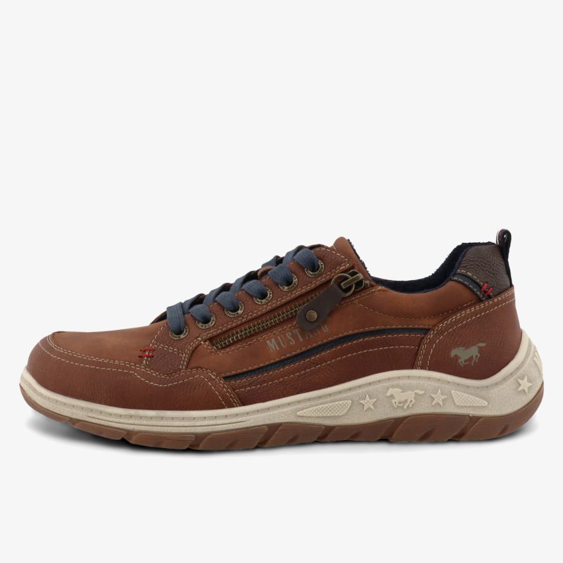 Sportlicher brauner Schuh aus robustem Material mit rutschfester Sohle und bequemer Passform