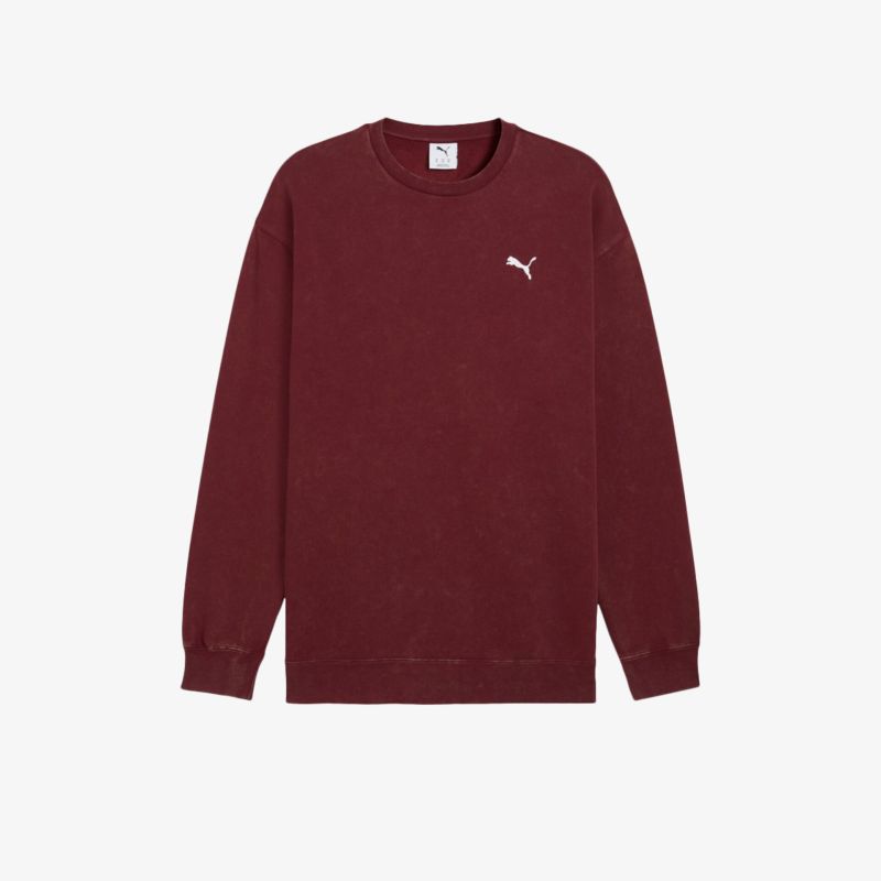 Dunkelroter langärmliger Pullover mit weichem Material und klassischem Schnitt, Puma Logo auf der Brust