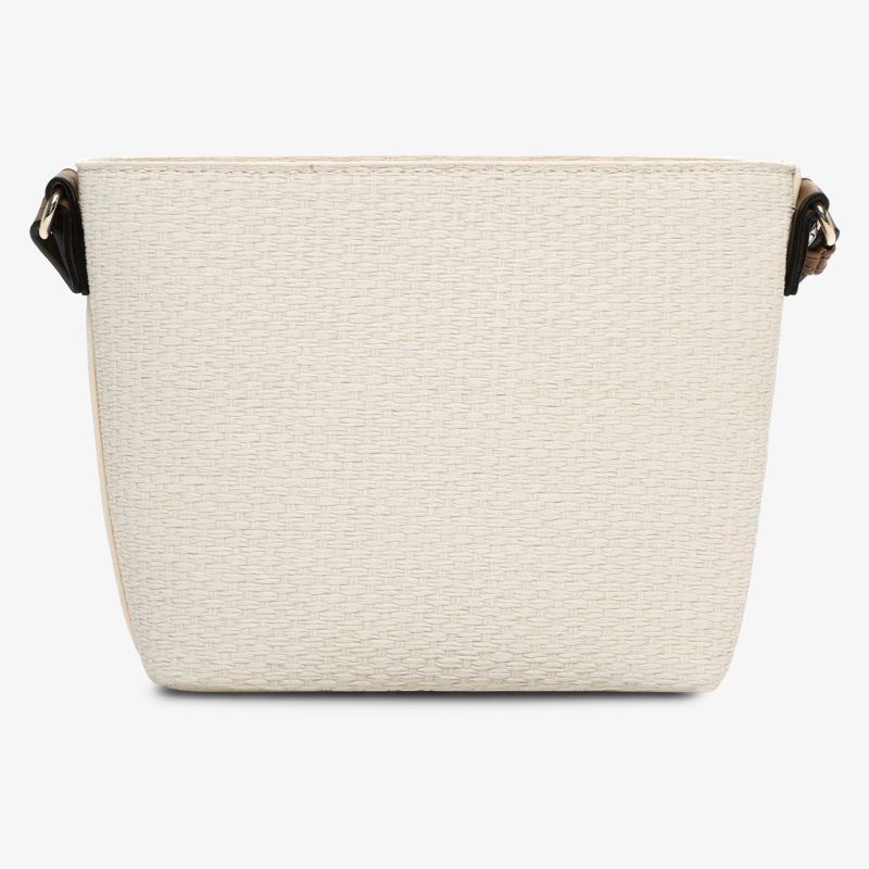 Elegante kompakte Schultertasche mit strukturierter Oberfläche in cremefarben, ideal für den Alltag