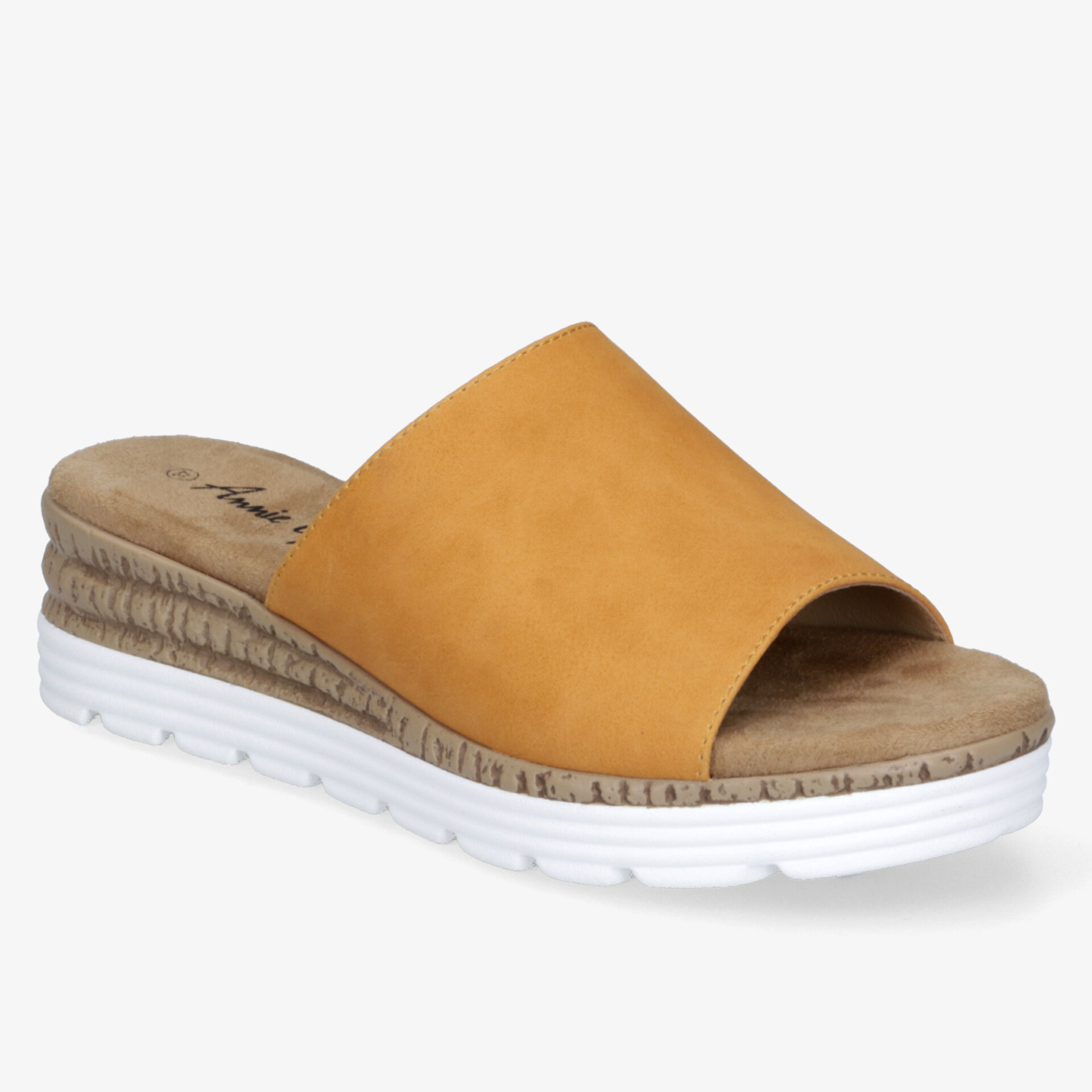 Modische orangefarbene Sommer-Sandalette mit bequemem Plateau und rutschfester Sohle für optimalen Tragekomfort.